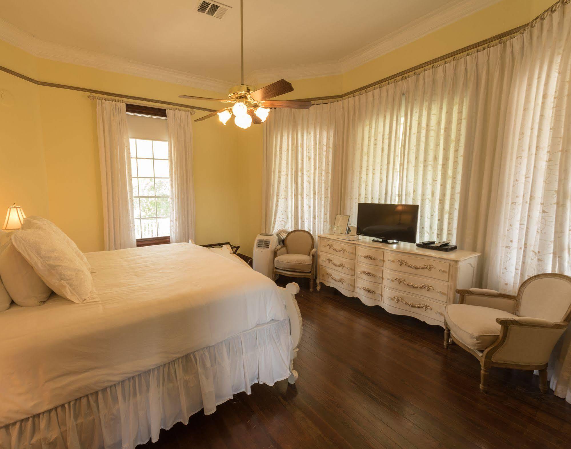 Mosheim Mansion Bed & Breakfast Seguin Exterior foto