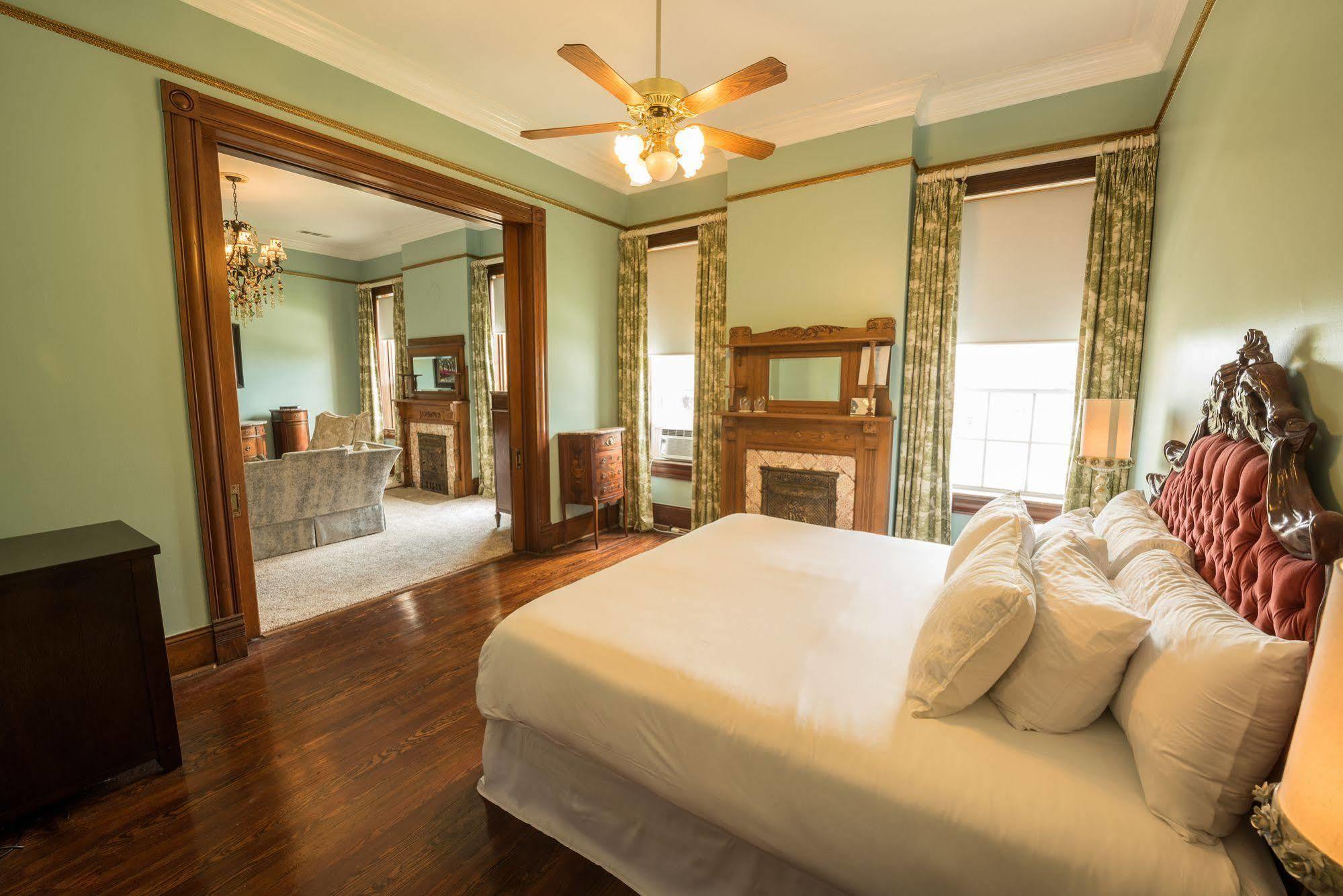 Mosheim Mansion Bed & Breakfast Seguin Exterior foto