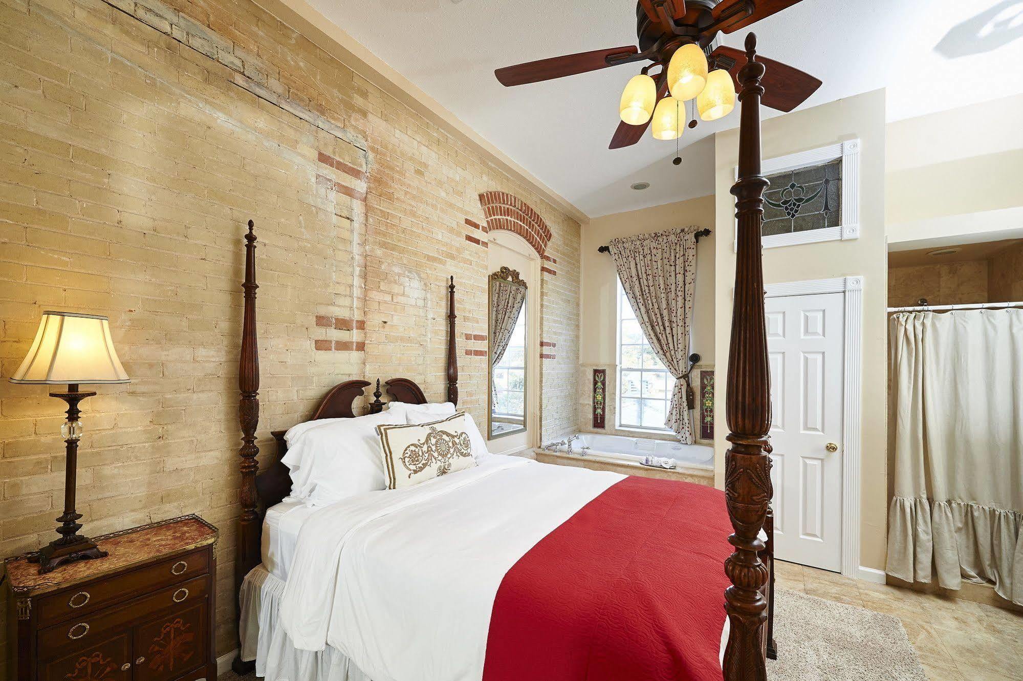 Mosheim Mansion Bed & Breakfast Seguin Exterior foto